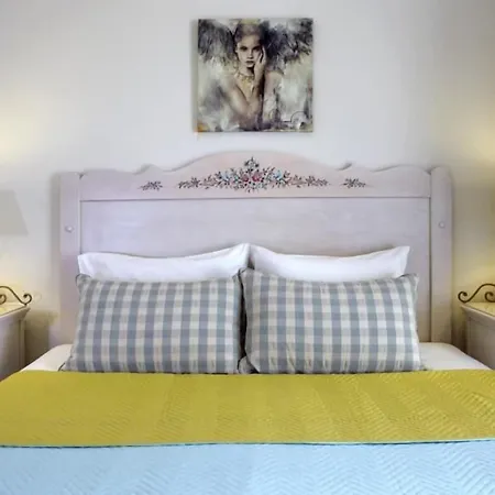 Hotel Mitos