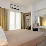 Ξενοδοχείο Mitos 4*