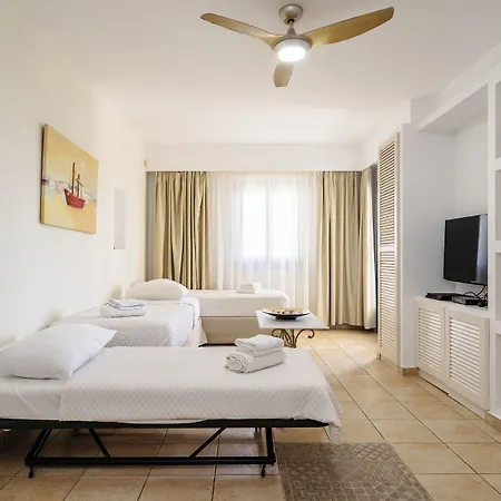 Mitos ホテル アギオス・プロコピオス