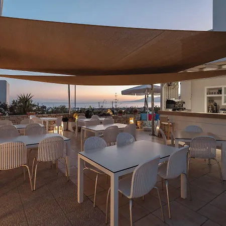 Hotel Mitos
