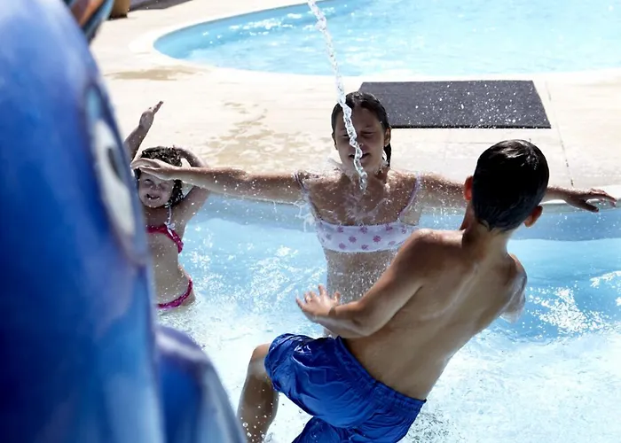 Mitos 4* איוס פרוקופיוס