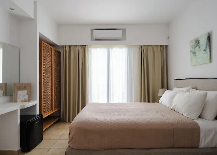 Mitos 4* Agios Prokopios (Naxos)